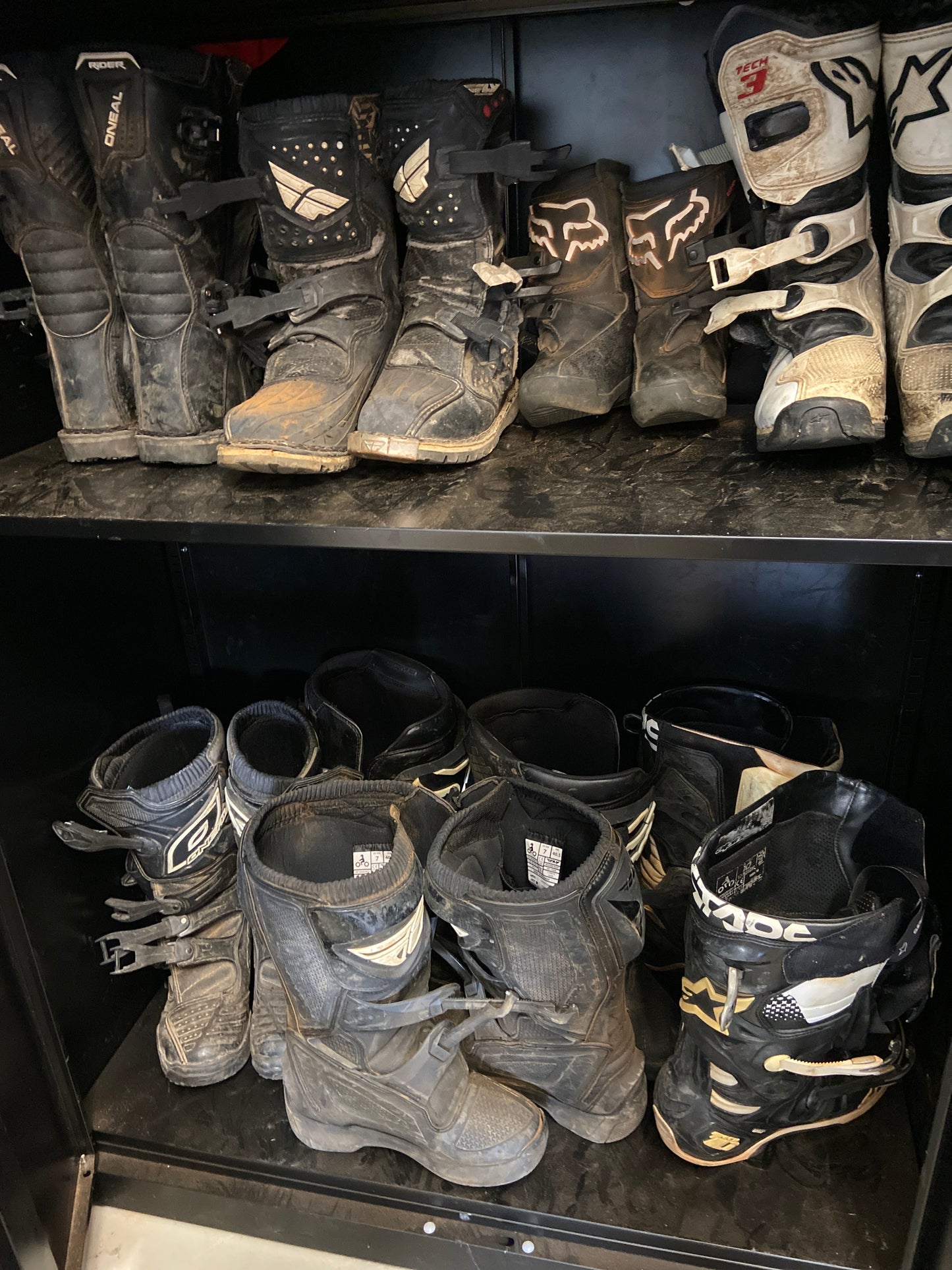 DIRT BIKE GEAR RENTAL