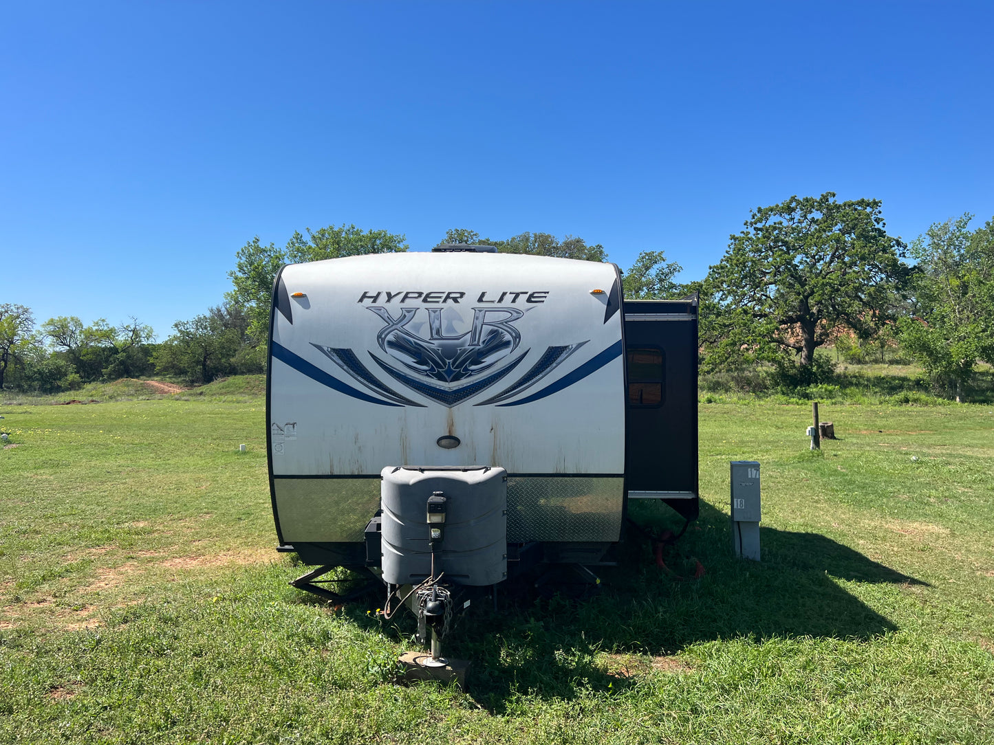 RV RENTAL - HYPER LITE CAMPER