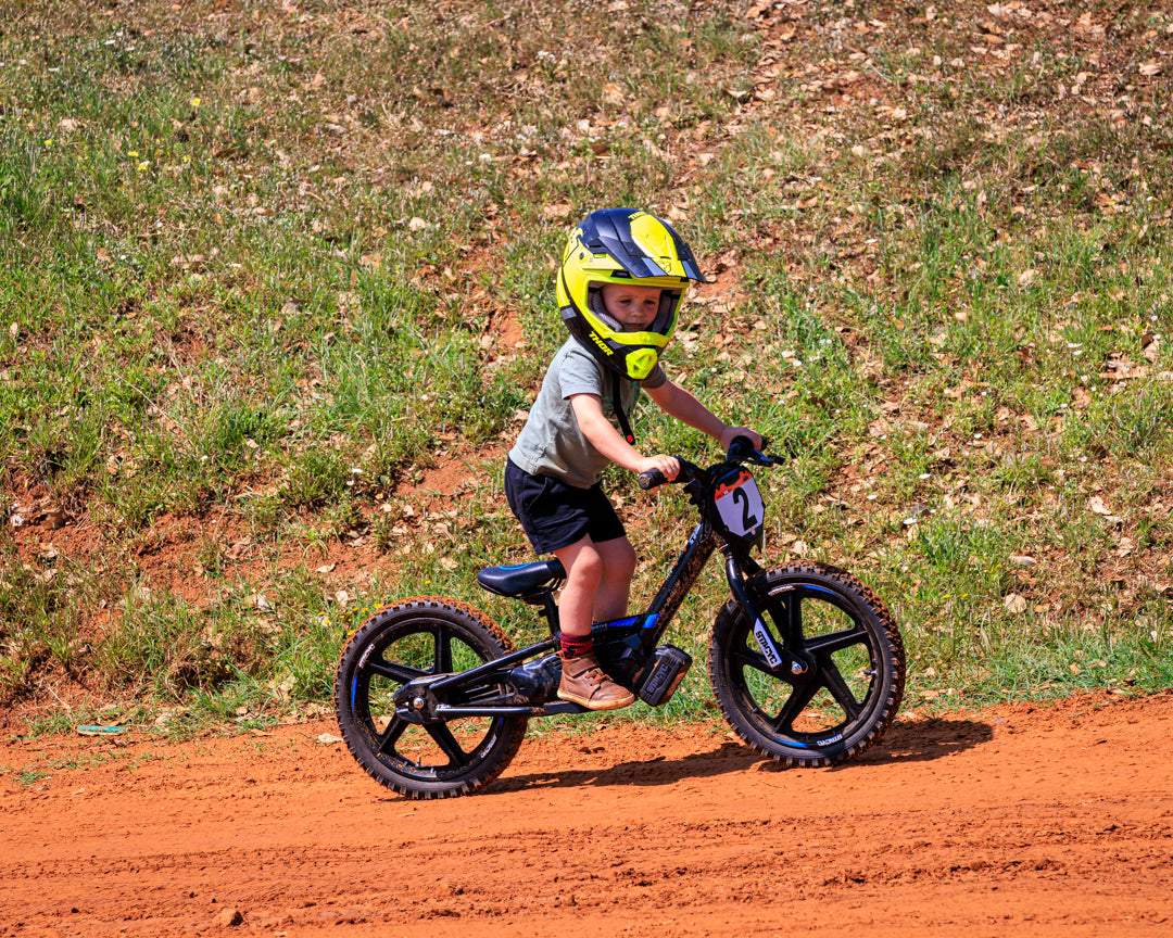 LEARN TO BALANCE & RIDE
