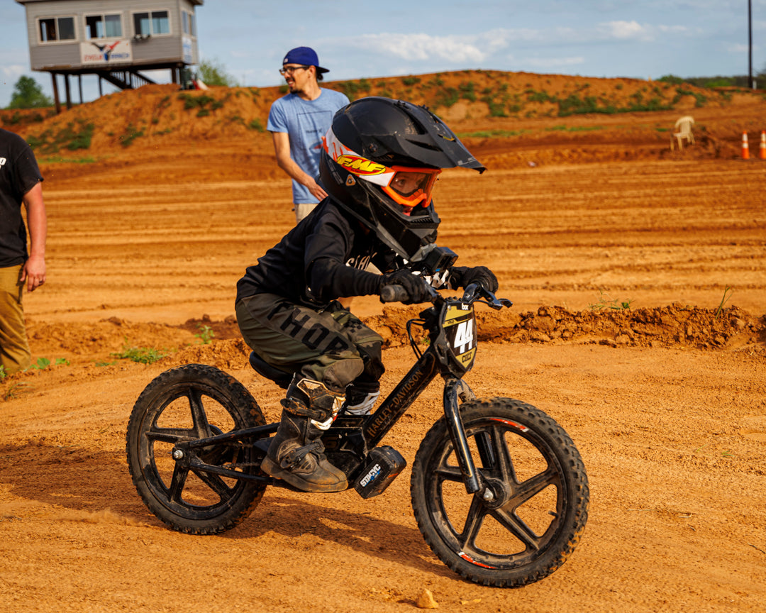 LEARN TO BALANCE & RIDE