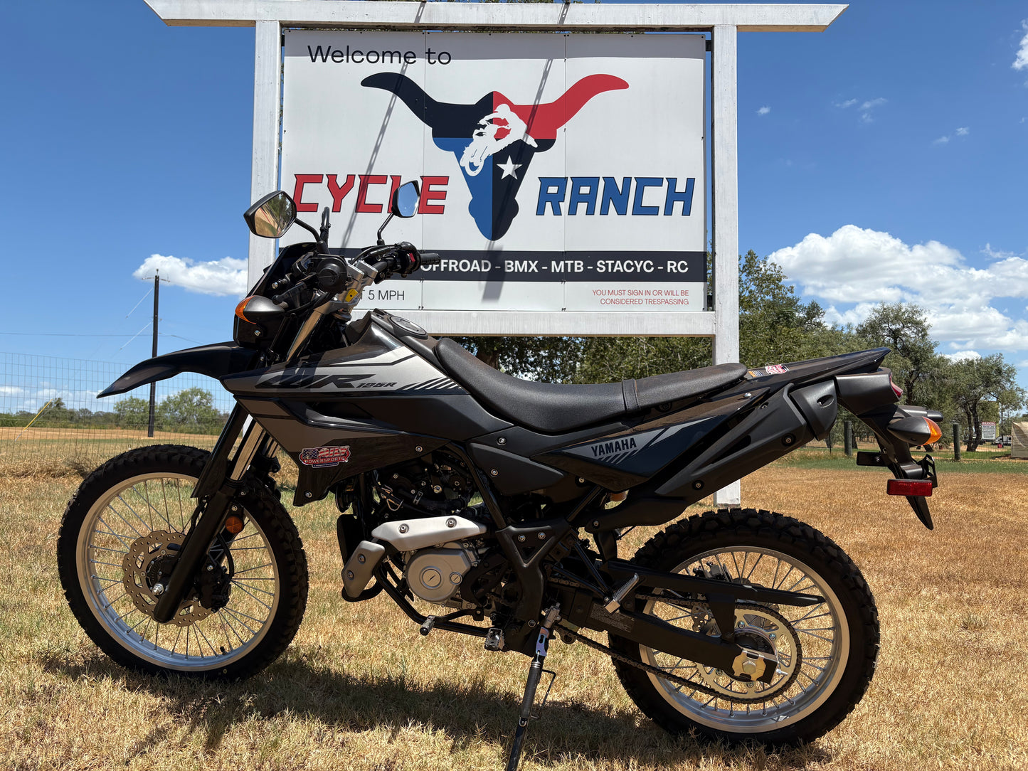 YAMAHA DIRT BIKE RENTALS | MOTOCROSS, TRAIL & PIT BIKES