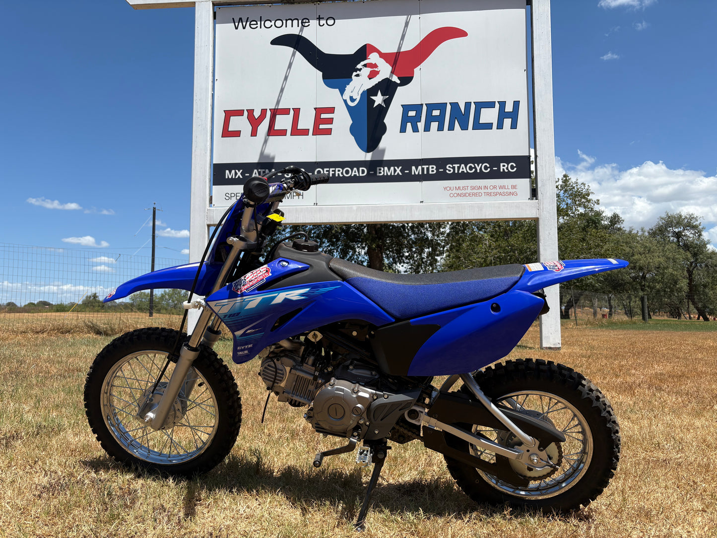 YAMAHA DIRT BIKE RENTALS | MOTOCROSS, TRAIL & PIT BIKES